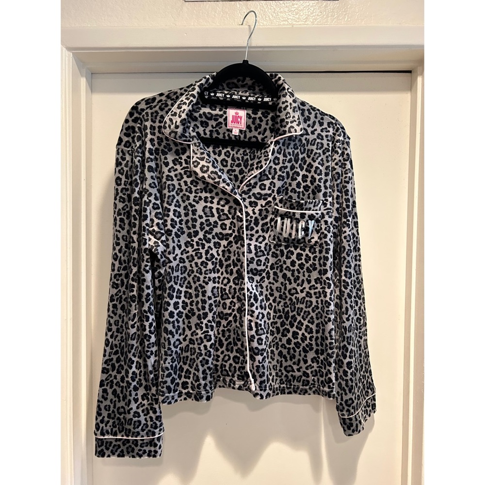 3/$10! Juicy Long Sleeve Pajama Shirt